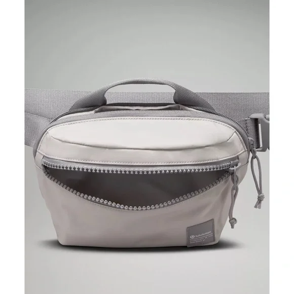 NWT Lululemon All Day Essentials Belt Bag 2.5L (#b2) bin+ - Picture 5 of 12